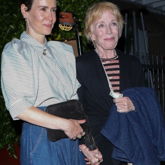 Sarah ja Holland tutustuivat somessa. Sarah Paulson ja Holland Taylor