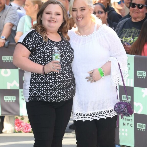 Alana ja June yhteiskuvassa vuonna 2018. mama june, honey boo boo