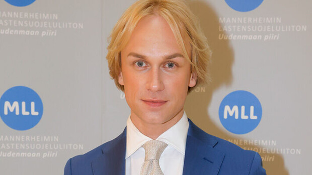 Tv-tähti Christoffer Strandberg tunnustaa: ”Kävin vieraissa” Christoffer Strandberg