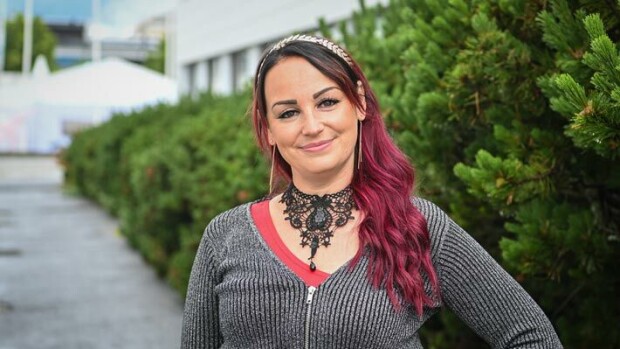 Ex-tangokuningatar Pirita Niemenmaa keikkatahdistaan: ”En tiedä, milloin ehdin kotiin” Pirita Niemenmaa