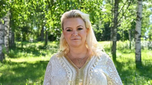 Johanna Tukiainen menetti tyttärensä huoltajuuden – poliisi on huolissaan lapsen kotioloista Johanna Tukiainen