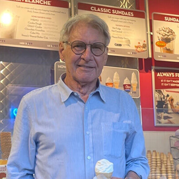 Näyttelijälegenda tunnetaan julkisuudessa koomisen kärttyisenä miehenä. Harrison Ford