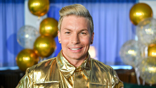 Viiksipeto on irti! Antti Tuisku villitsi valeasussa Ruisrockissa Antti Tuisku