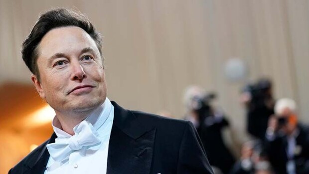Miljardööri Elon Muskin salatut lapset paljastuivat! Sai kaksoset alaisensa kanssa samaan aikaan kun kuopus syntyi ELON MUSK