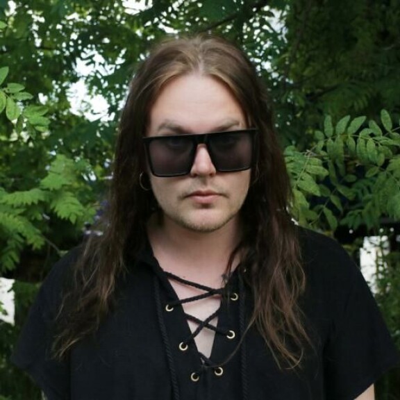 Blind Channelin pojat eivät nolostu turhasta. Niko Moilanen