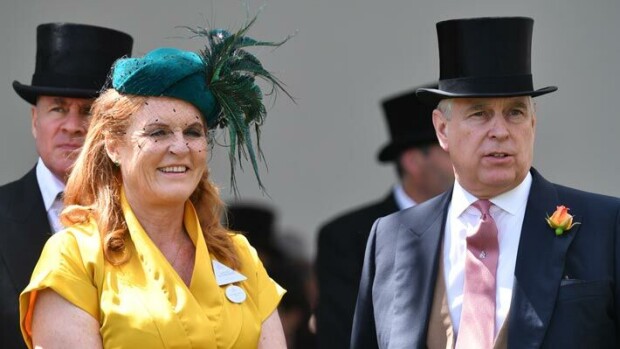 Sarah Ferguson seksiskandaalissa ryvettyneestä prinssi Andrew'sta: Hän on niin hyvä ja kiltti mies Sarah Ferguson ja prinssi Andrew