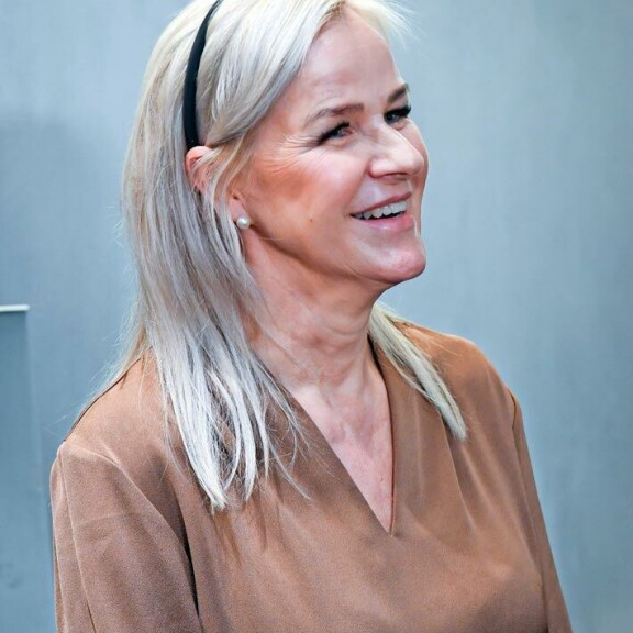Krista Kiurun kymmenen vuoden unelma toteutui – vauvabuumi iski yli nelikymppisiin suomalaisjulkkiksiin Kaija Stormbom