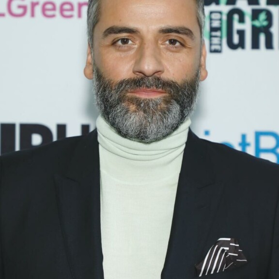Oscar Isaac on toiminut myös ääninäyttelijänä esimerkiksi Spider-Man: Kohti hämähäkkiversumia -animaatioelokuvassa. Oscar Isaac