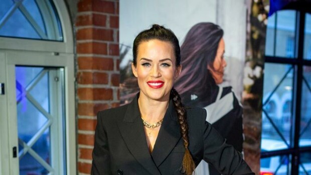 Jesper-rakkaan rinnalla viihtyvä Martina Aitolehti: Olen erittäin onnellinen Martina Aitolehti