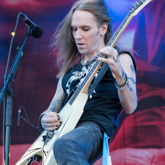Alexi nautti suurta arvostusta kitaristina. Vuonna 2009 hänet valittiin Guitar World -lehdessä parhaaksi metallikitaristiksi. Alexi nautti suurta arvostusta kitaristina. Vuonna 2009 hänet valittiin Guitar World -lehdessä parhaaksi metallikitaristiksi.