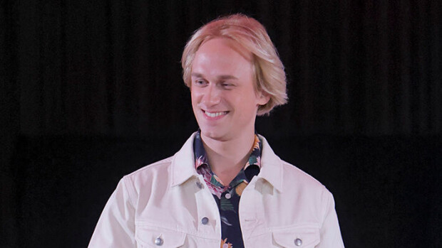 Christoffer Strandberg hurmaa rohkeudellaan - tällaisessa asussa lomalle Christoffer Strandberg