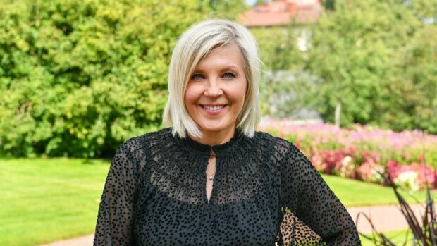 Vappu Pimiä kaitsee Teemu-miestään: Toppuuttelen ja patistan Vappu Pimiä