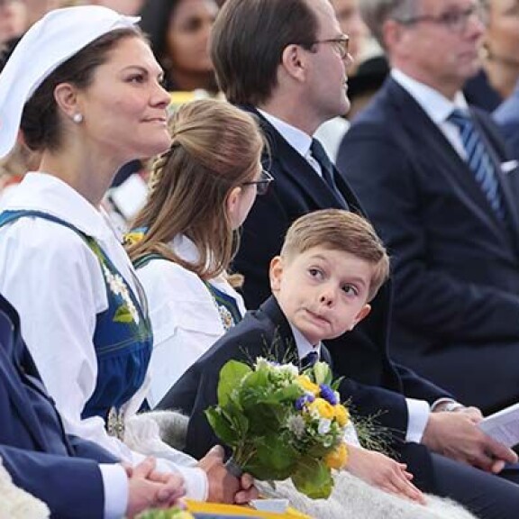 Oscar kuikuili eturivissä. oscar