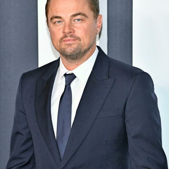 Charlize Theron oli kuolla isänsä luoteihin, Leonardo DiCaprio kasvoi narkkareiden naapurina – Hollywood-tähtien rajut lapsuusmuistot Leonardo