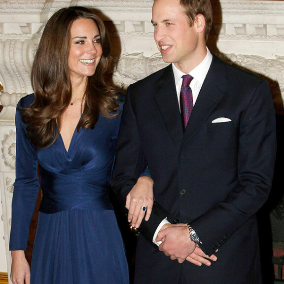 Onnea 40-vuotiaalle Williamille! Tiedätkö, mikä on prinssin suosikkiherkku, mitä hän tienaa ja mihin hömppäsarjaan on koukussa? Prinssi William ja Cambridgen herttuatar Catherine