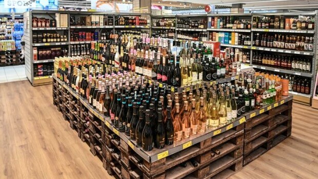 Näin säästät Tallinnassa – parhaat vinkit kesäshoppailuun Tallinnan tärpit