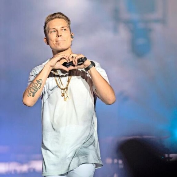 Cheek nähtiin viimeisen kerran esiintymislavalla 25. elokuuta 2018. Cheek