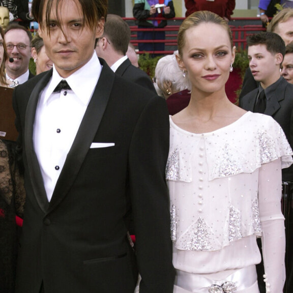 Ex-pari Johnny Depp ja Vanessa Paradis saivat kaksi lasta. johnny ja vanessa