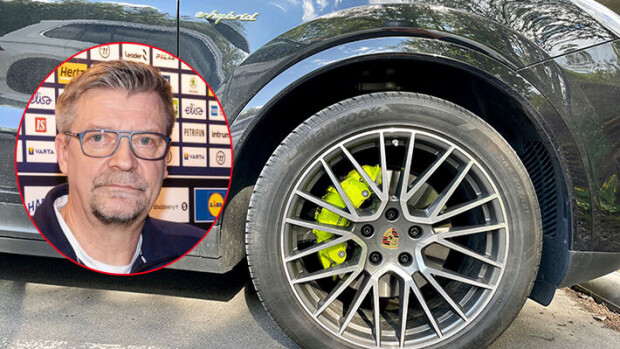 Ohhoh, millä ökyautolla Leijonien päävalmentaja Jukka Jalonen kurvailee!? Katso kuvat Jukka Jalonen
