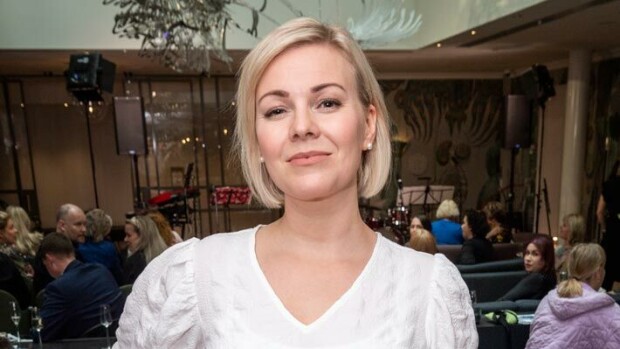 Kirsi Ståhlberg unohti Salatut elämät -roolinsa – tältä kaunotar näyttää nyt Kirsi Ståhlberg