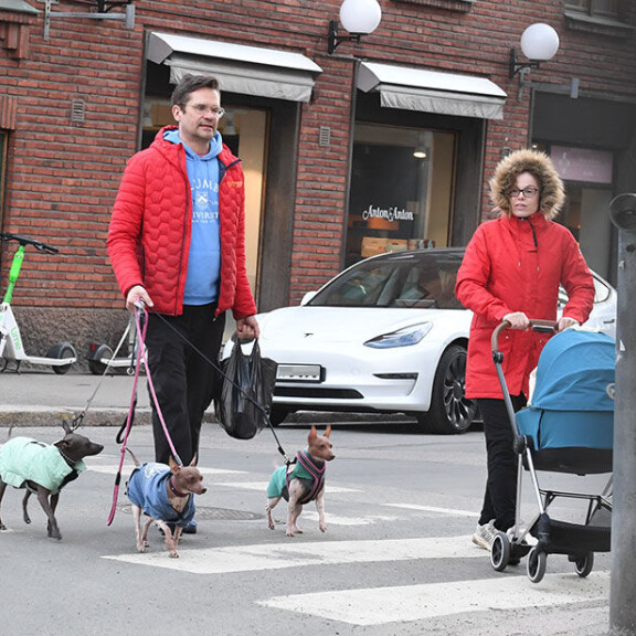 Perhe pääsi lopulta jatkamaan matkaa suotuisasti. Mika Aaltola