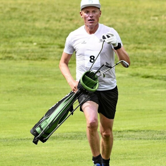 Röykkä Invest Oy:ssä mukana oleva Jari Pitkälä tunnetaan kovana golf-miehenä. Röykkä Invest Oy:ssä mukana oleva Jari Pitkälä tunnetaan kovana golf-miehenä.