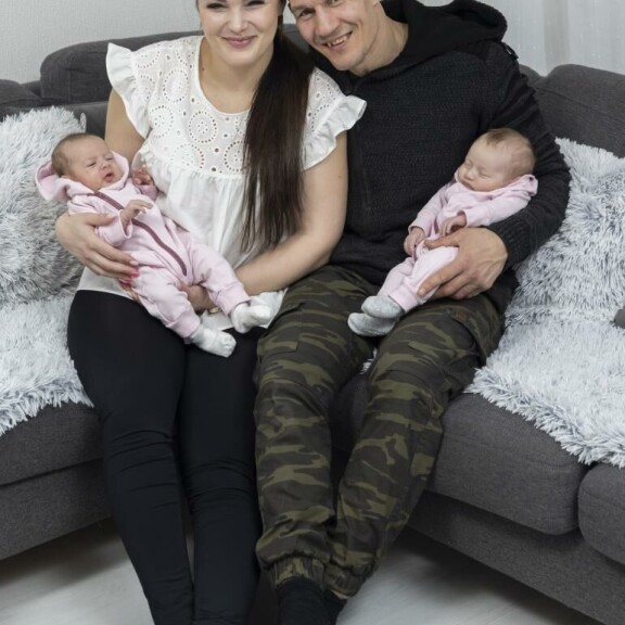 Adina ja Amina syntyivät tammikuussa. Nadia ja Amin