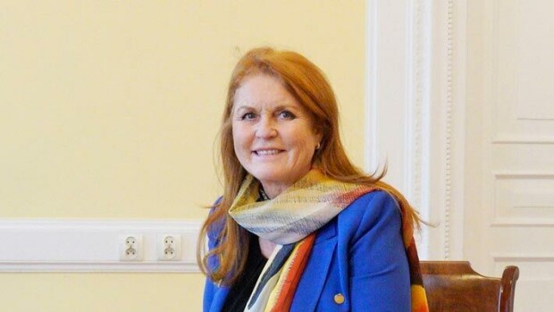 Kohuherttuatar Sarah Ferguson ahkeroi pitkän kirjasarjan Sarah Ferguson