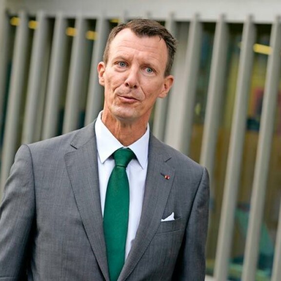 Prinssi Joachim sanoo koulun siirtäneen huomion itse asiasta heidän poikaansa. Prinssi Joachim sanoo koulun siirtäneen huomion itse asiasta heidän poikaansa.