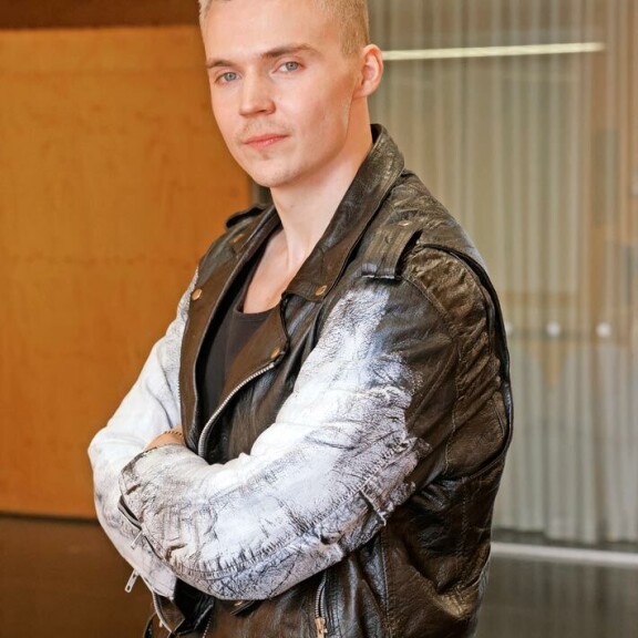 Univaikeudet juontavat juurensa muun muassa aistiyliherkkyyteen. Unettomuus ajoi laulajan loppuunpalamiseen. Univaikeudet juontavat juurensa muun muassa aistiyliherkkyyteen. Unettomuus ajoi laulajan loppuunpalamiseen.