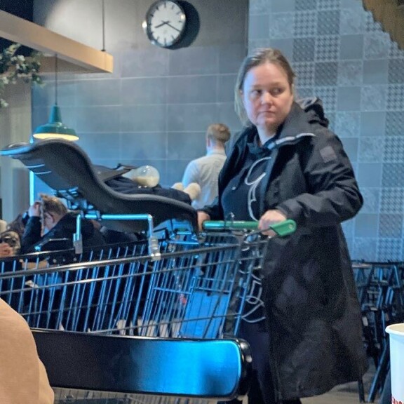 Krista Kiuru teki turhan tuttipullokeikan – kuva! Krista Kiuru