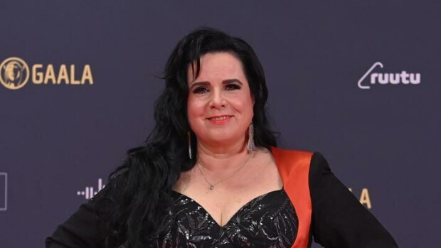 Jättikö mies Kaija Koon? Erohuhut vellovat suosikkilaulajan ympärillä Kaija Koo