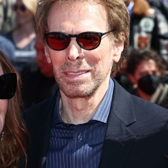 Ansioitunut tuottaja Jerry Bruckheimer on taannoin tehnyt paljon yhteistyötä Johnnyn kanssa. Jerry Bruckheimer