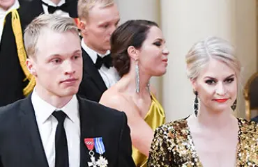 Iivo ja Saana Niskanen suloisissa perhekuvissa