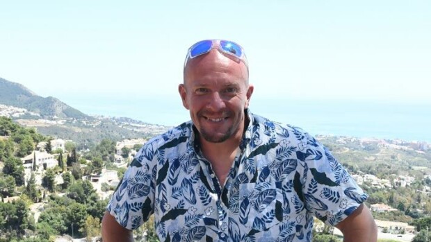 Rahansa köyhille antava suomalaismiljonääri Henry Aflecht jyrähtää: Verottajalle ei euroakaan! Henry Aflecht