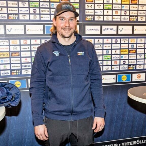 Jukka Jaloselle NHL-pesti? Leijonavalmentajalta vaatimaton vastaus Sami Vatanen