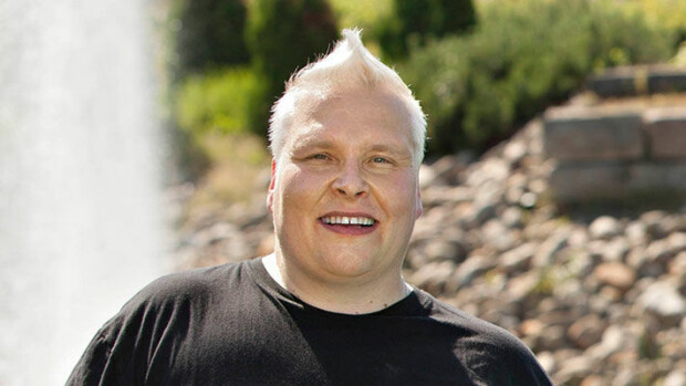 Tv:stä tuttu Mika 'Katmandu' Kattelus on kuollut 52-vuotiaana - Tuuri-sarjan tähti menehtyi äkisti rakkaansa viereen Mika Kattelus