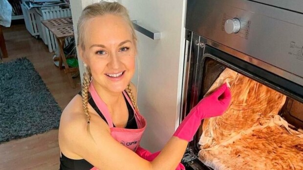 Vuoden nuori menestyjä! Siivouskuningatar Auri Kananen pokkasi palkinnon Auri Kananen