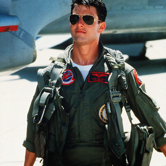 Tässä nuori Tom ensimmäisessä Top Gunissa vuonna 1986. Tom Cruise