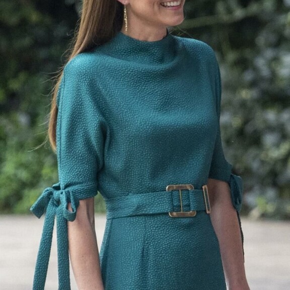 Asun kruunasi ystävällinen hymy. catherine