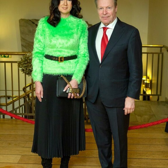 Ilkka Kanerva kuoli rankan sairauden murtamana 74-vuotiaana. Suremaan jäi myös Elina-vaimo. Ilkka Kanerva kuoli rankan sairauden murtamana 74-vuotiaana. Suremaan jäi myös Elina-vaimo.