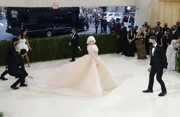 Met-gaala tulee taas – tässä kaikki, mitä sinun tarvitsee tietää vuoden odotetuimmasta muotitapahtumasta!