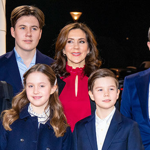 Kruununprinssiparin perheessä vietettiin vuosi sitten esikoisen, prinssi Christianin rippijuhlaa. Kruununprinsipari Frederik ja Mary , prinssit Christian ja Vincent sekä prinsessat Isabella ja Josephine
