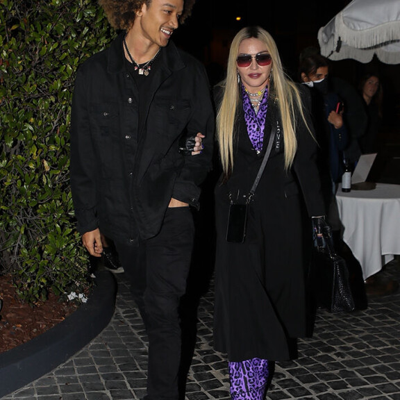 Madonna ja Ahlamalik pitivät yhtä kolmen vuoden ajan. Madonna ja Ahlamalik pitivät yhtä kolmen vuoden ajan.