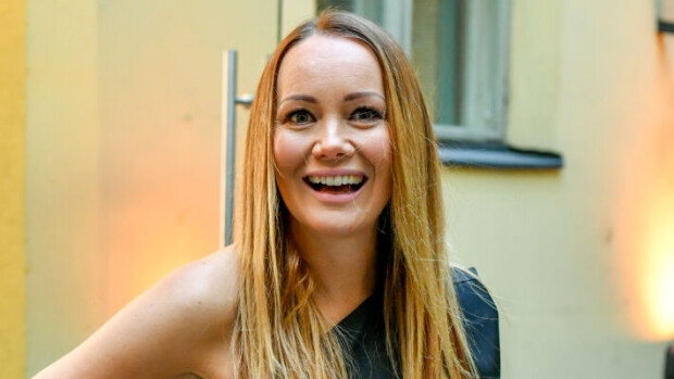 Marja Hintikka paljastaa podcastissa, miten salasuhde Ile Uusivuoren kanssa alkoi - hipsivät samasta sängystä eri aikaan töihin Marja Hintikka
