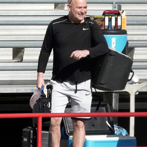 Andre Agassi työllistää itseään nykyisin tennisvalmentajana vaimonsa kanssa. Andre Agassi työllistää itseään nykyisin tennisvalmentajana vaimonsa kanssa.