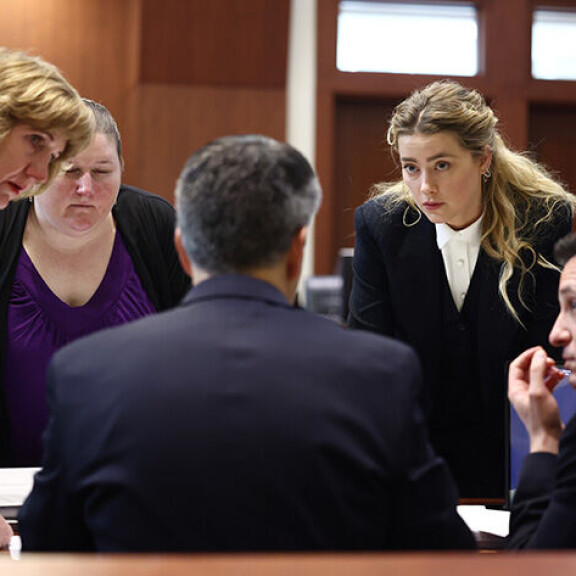 Amberin juristitiimi on pitänyt useita pikapalavereja oikeussalissa. Johnny Depp