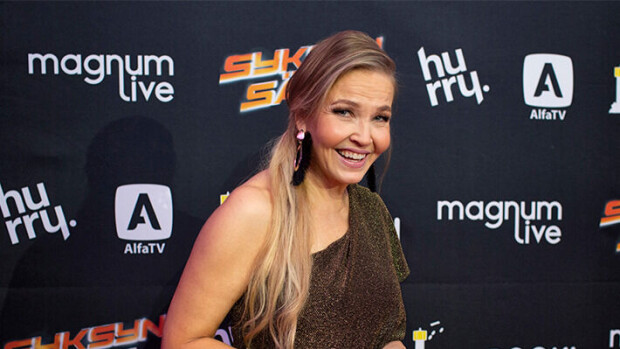 Marita Taavitsaisen ikää ihmeteltiin - laulajalegendalta viiltävä vastaus Marita taavitsainen