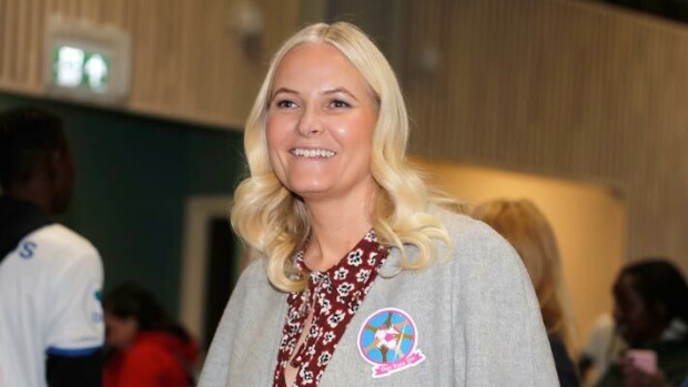 Norjan kruununprinsessa Mette-Marit palasi edustustehtäviin – kuva! Mette-Marit