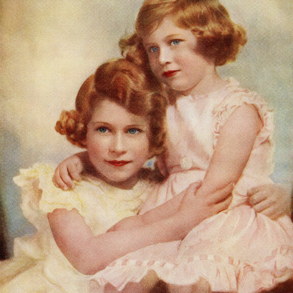 Villi ja tottelematon Margaret oli säntillisen isosiskonsa vastakohta. Kuva on vuodelta 1937. Prinsessat Elisabet ja Margaret